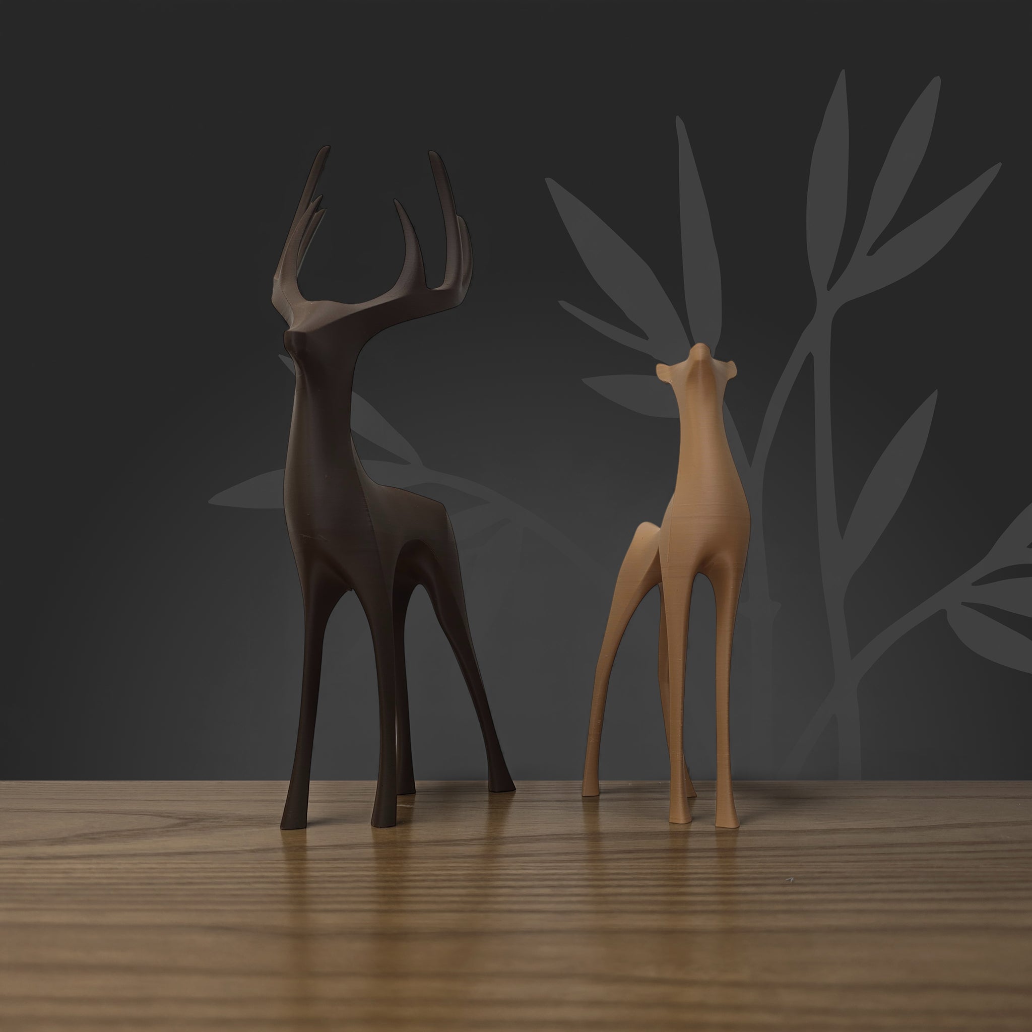 Statuettes de luxe cerf et biche, design puriste et finition poudrée eco-responsable.